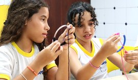 Arte na escola: alunos do Sesc Jaraguá recebem cursos de artes cênicas e visuais