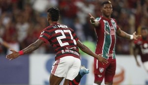Flamengo vence, segue líder e imbatível  na série A do Brasileirão