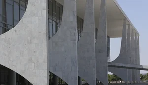 Governo federal abre processo de reciprocidade contra tarifas dos EUA