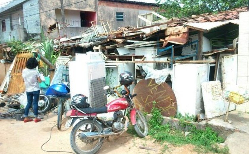 Slum registra em Maceió novo caso de acumulador de lixo com mais de 30 toneladas