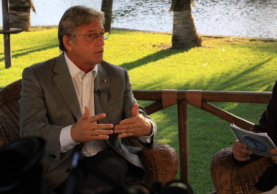 Teotonio Vilela garante a JHC comando do PSDB
