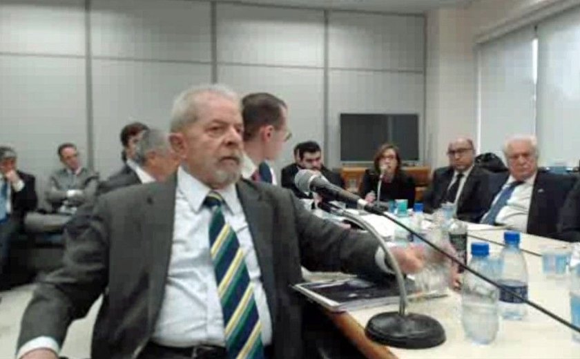 Defesa de Lula recorre de decisão que negou perícia e novos depoimentos