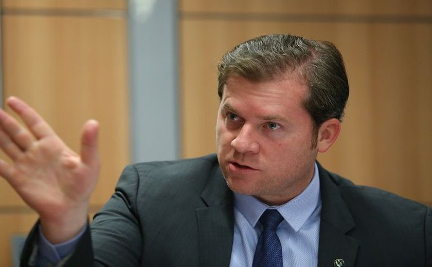 Jornalista Davi Soares é ofendido por ministro do Turismo