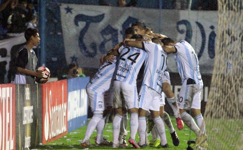 Atlético Tucumán conquista a 1ª vitória na Libertadores