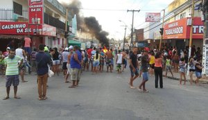 Protesto interdita via principal do Feitosa por causa de falta de água