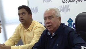 Prefeito de Maragogi garante que praias estão limpas e cobra esclarecimento sobre manchas