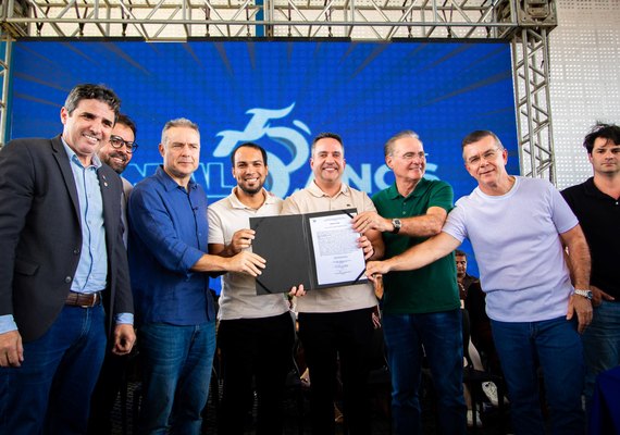 Governo de AL empossa 127 professores e entrega reforma da reitoria da Uneal em Arapiraca