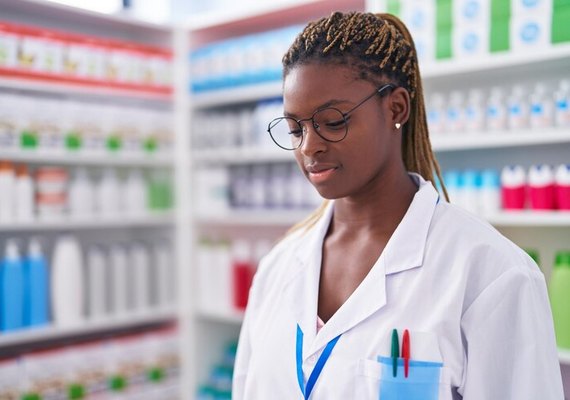 Dia do Farmacêutico: graduação prepara estudante para o mercado de trabalho