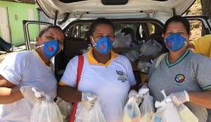 Prefeitura distribui álcool/gel e sabão para as camadas carentes de São Luís do Quitunde