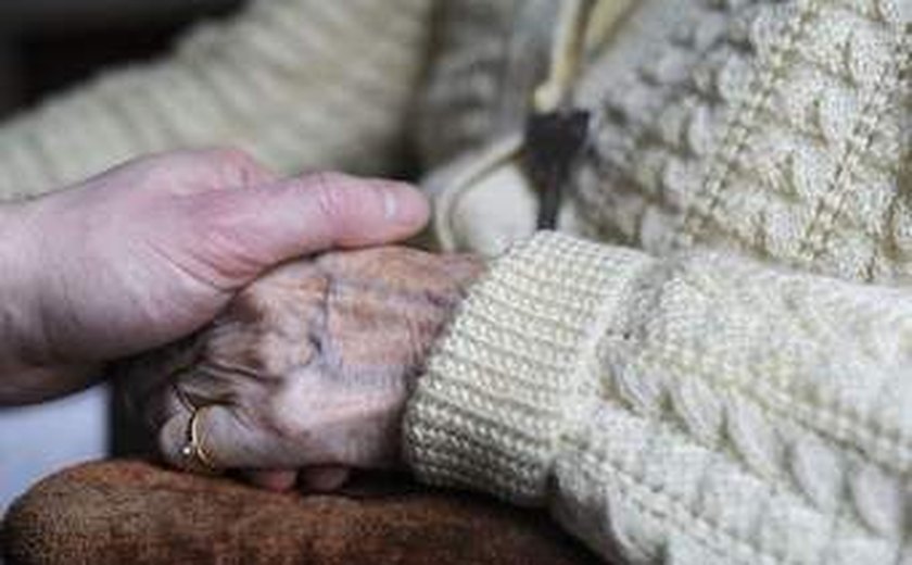 Pesquisadores conseguem combater sintomas do Alzheimer com canabinoide