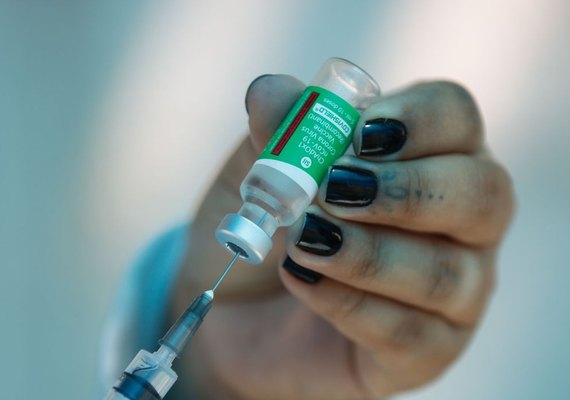 Butantan começa a distribuir 3,9 milhões de vacinas contra covid-19