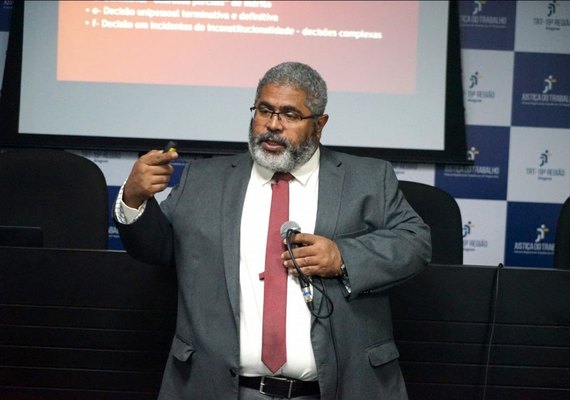 Revista do STF convida professor de Alagoas para Conselho Editorial