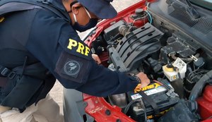 PRF recupera veículo adulterado e prende suspeito em Palmeira dos Índios
