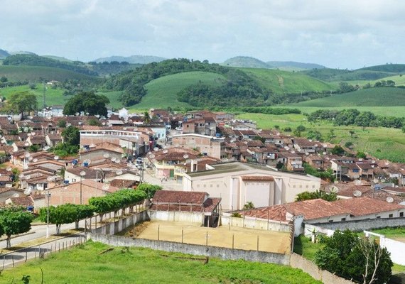 Joaquim Gomes pode ter verba bloqueada se não comprovar melhorias no transporte escolar