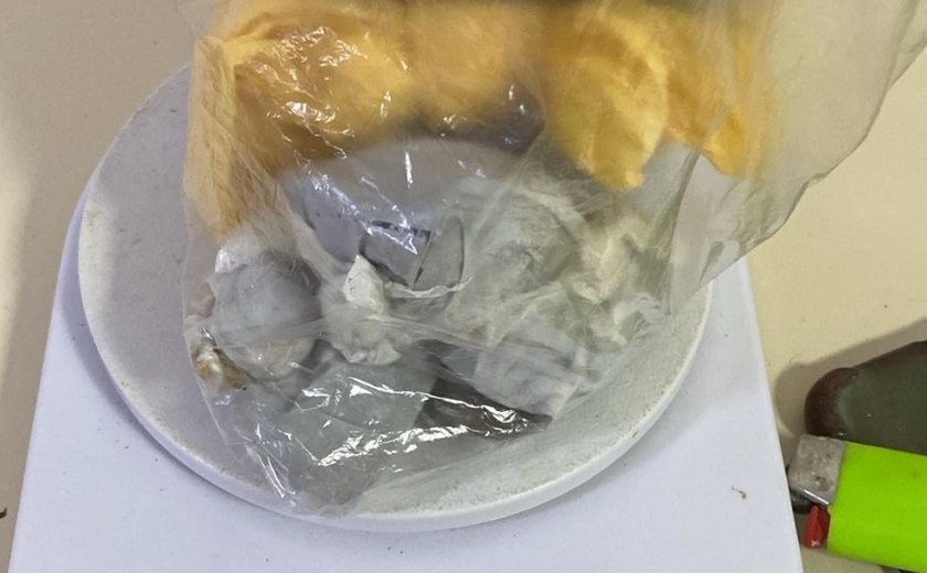 Motociclista é flagrado com maconha e Rohypnol