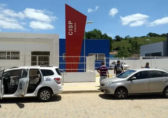 Homem com mandado de prisão por estupro é preso durante operação de trânsito em Maribondo