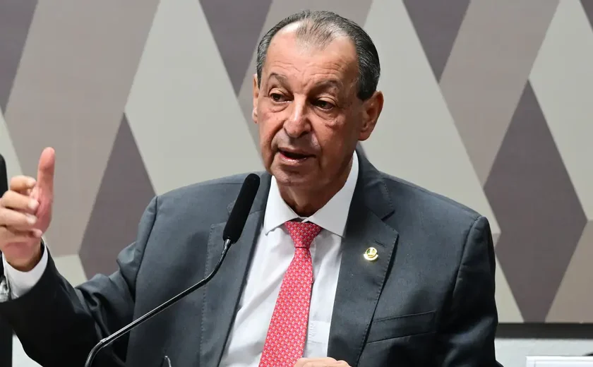 Relator da CCJ rejeita emendas da oposição que buscavam manter a escala 6x1