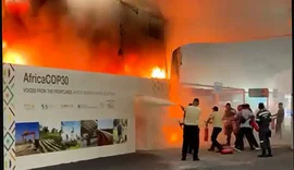 Incêndio atinge parte do pavilhão da COP30, em Belém