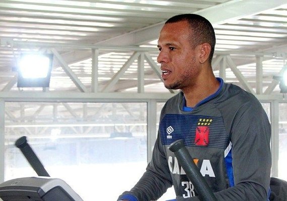 Luis Fabiano tem dores no quadril e desfalca o Vasco contra o Vitória