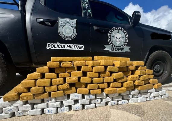 Quase 98 quilos de maconha são apreendidos em carreta na divisa entre Alagoas e Sergipe