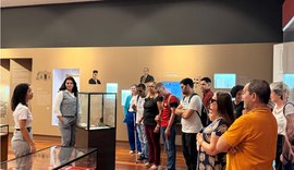 Programa Cidadania e Justiça promove visita ao CCM para estudantes com deficiência visual