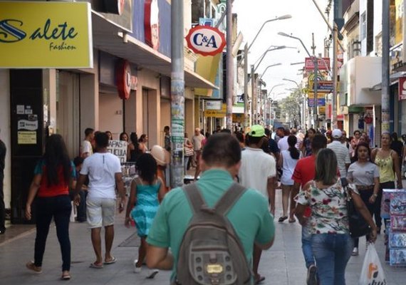 Em Maceió, diminui o número de consumidores com contas em atraso