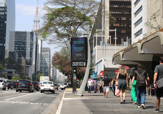 Brasil registra 4.682 casos de Covid-19 e 26 mortes nesta segunda-feira (10)