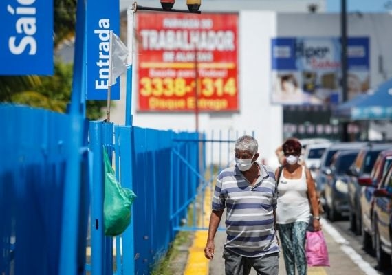 Covid-19: decreto suspende acesso a praias, orlas e espaços públicos para frear contágio
