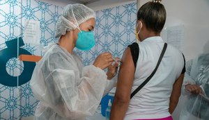 Ponto de vacinação do terminal do Osman Loureiro será desativado neste sábado (28)