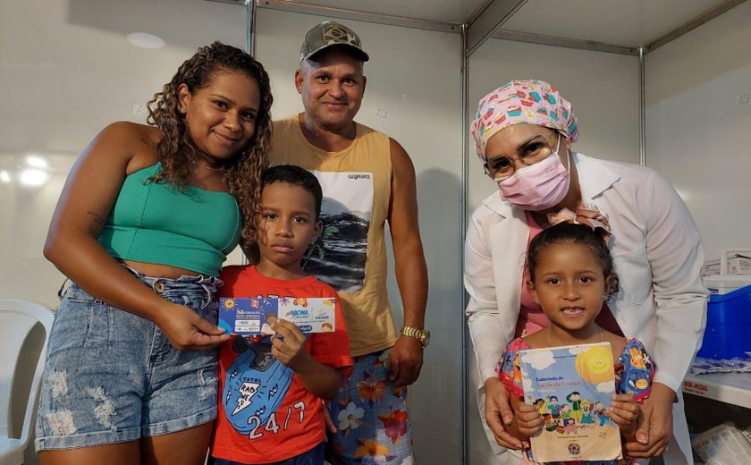 Prefeitura promove vacinação infantil na Rua Aberta durante feriado desta quarta (12)