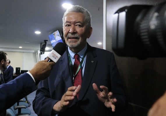 Paulão tem quase 64 mil votos, mas fica de fora