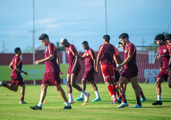 CRB terá folga  de quatro dias para ajustar elenco  de olho na Série B