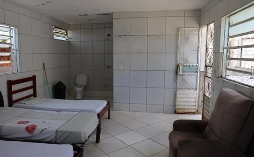 Justiça determina afastamento de gestora e cobra regularização de abrigo em Maceió