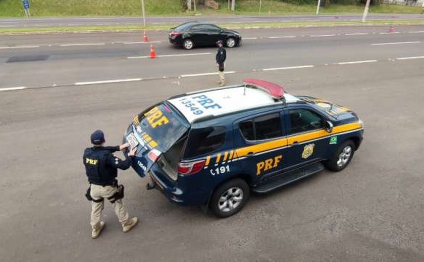 PRF prende foragido da Justiça em Estrela de Alagoas