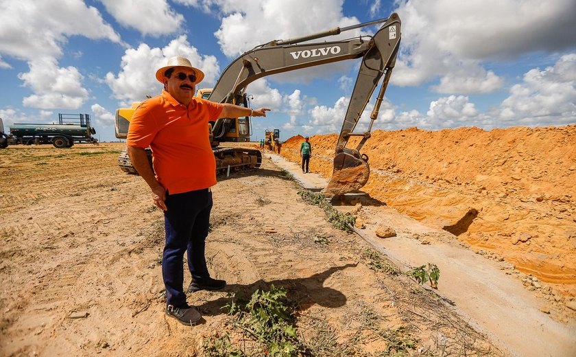 Prefeito diz que obras de drenagem e pavimentação vêm mudando a vida do riolarguense