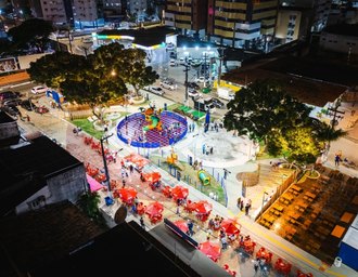 Praça prospera após revitalização e primeiro food park oficial de Maceió