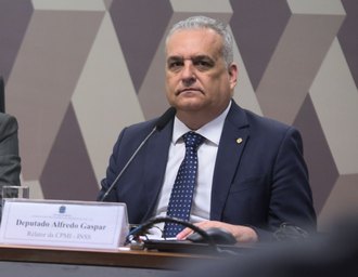 Alfredo Gaspar preside o PL e nega ruptura com o prefeito JHC