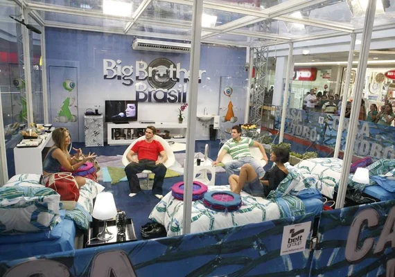 Globo confirma que BBB23 terá edição especial da casa de vidro