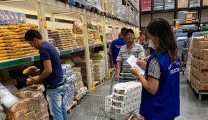 Procon Maceió faz pesquisa de preços de itens essenciais