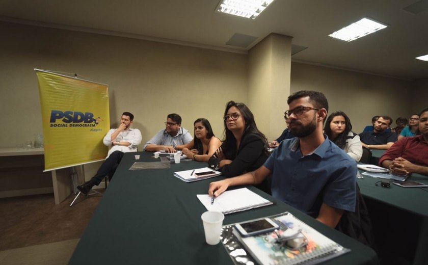 Membros e lideranças do PSDB Alagoas participam de capacitação