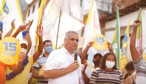 Alfredo Gaspar firma compromisso para implantar auxílio emergencial