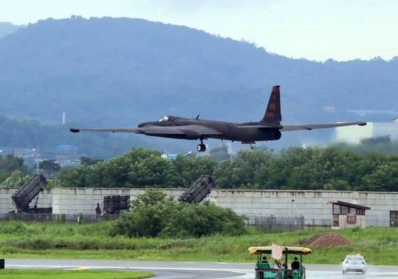 Em momento de tensão, EUA e Coreia do Sul iniciam manobras militares