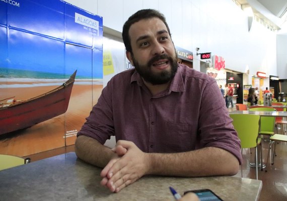 Boulos: “Projeto é de destruição, mas o jogo está virando”