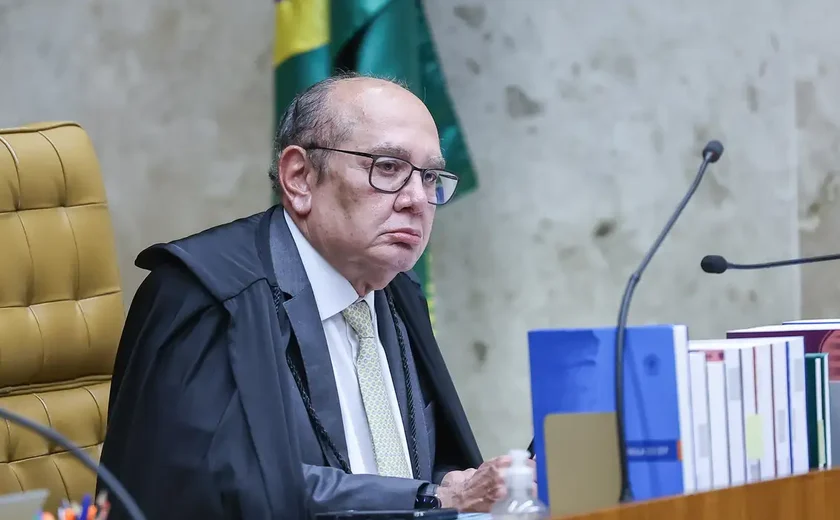 Gilmar Mendes nega pedido de prisão domiciliar a Bolsonaro