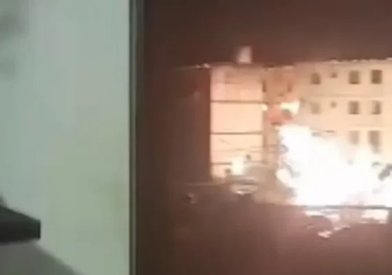 Explosão em transformador de energia deixa moradores assustados no Conjunto José Tenório, na Serraria