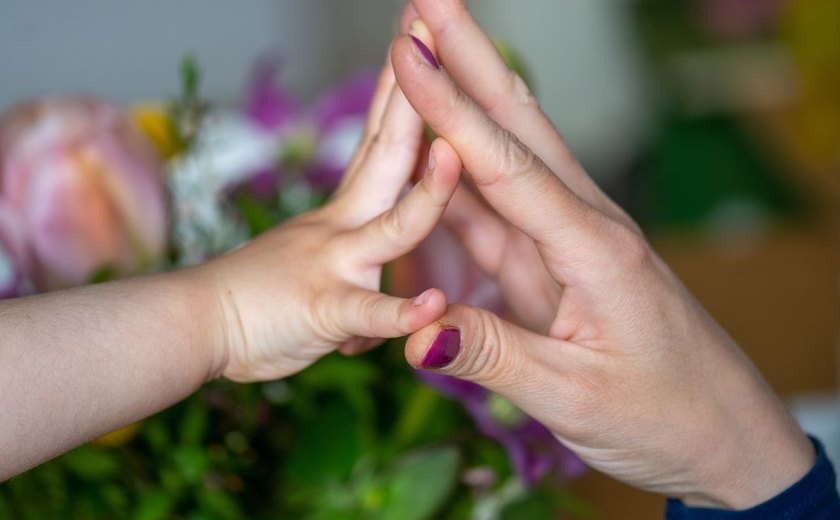 No Brasil, 11 milhões de mulheres criam sozinhas os filhos