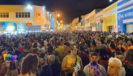 Jaraguá Folia espera 50 mil foliões nesta sexta-feira