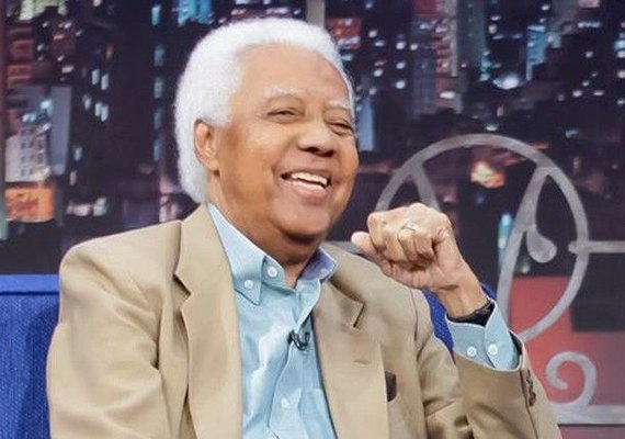 Bira, ex-baixista do sexteto do programa de Jô Soares, morre aos 85 anos