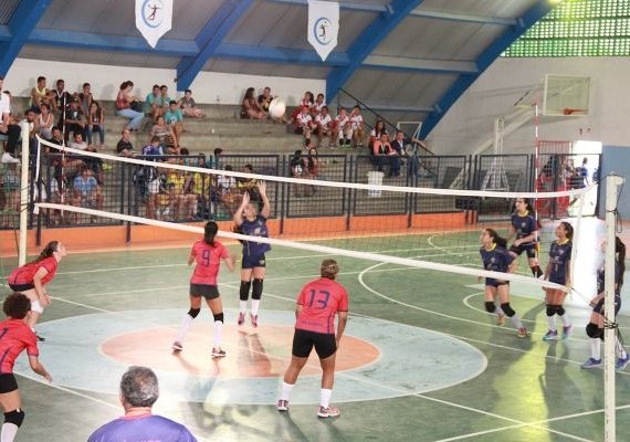 Mais de quatro mil estudantes participam da etapa regional dos Jogos Estudantis em AL