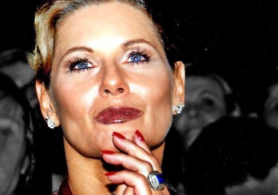 Aos 65 anos, Vera Fischer engata namoro e diz que ficou dez anos sem sexo